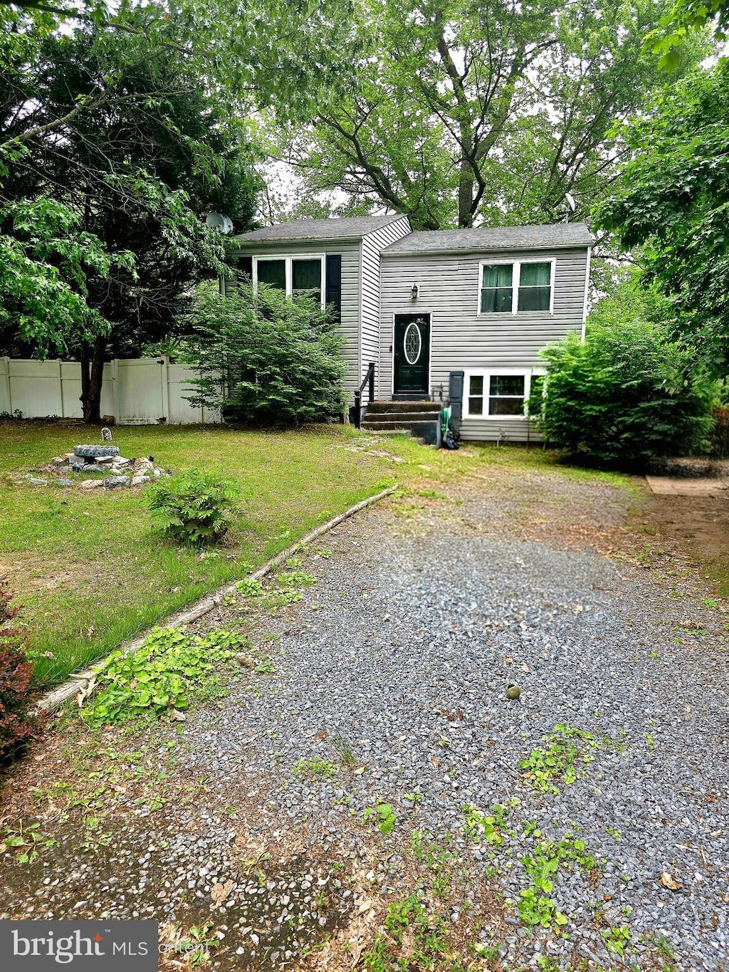 12412 Channelview Dr, Newburg, MD 20664 - view of bi-level home