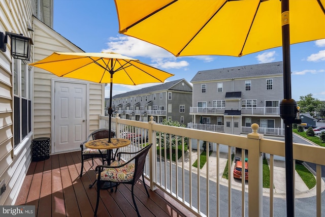 623 Main St Unit 623-B, Gaithersburg, MD 20878 - wooden terrace with a residential view