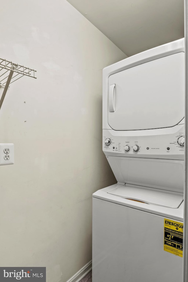 2021 Rudy Serra Dr Unit 1D, Eldersburg, MD 21784 - washroom featuring stacked washer / drying machine