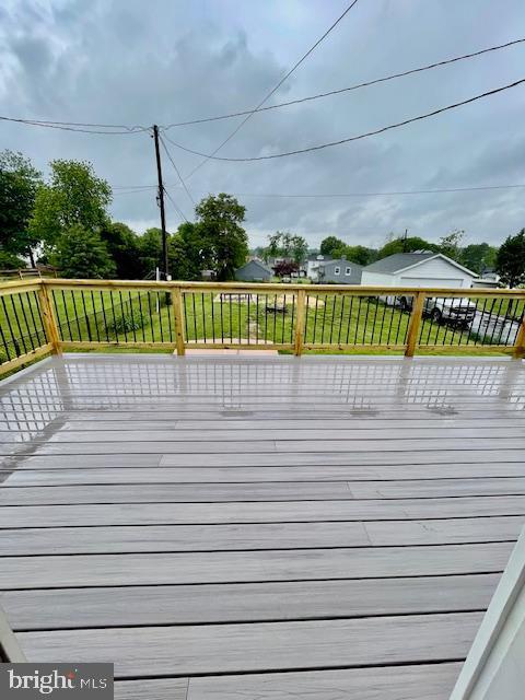 25 Elmont Ave, Baltimore, MD 21206 - view of wooden terrace