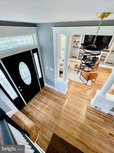 25 Elmont Ave, Baltimore, MD 21206 - foyer featuring wood finished floors and baseboards