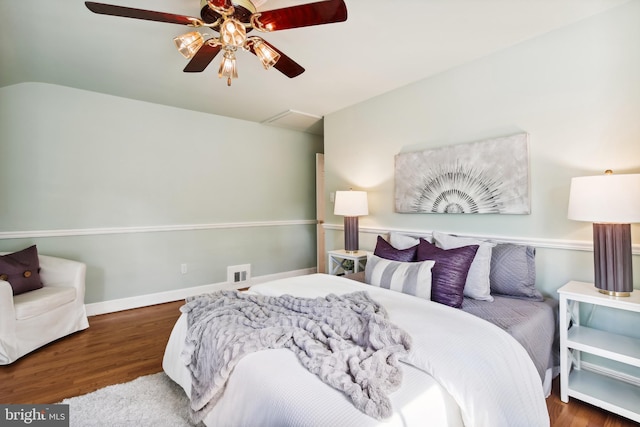 3122 1st St N, Arlington, VA 22201 - bedroom featuring wood finished floors, ceiling fan, and baseboards