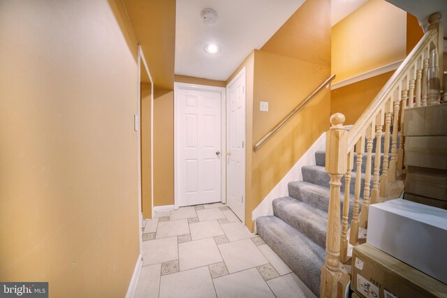 15210 Emory Ct, Bowie, MD 20716 - entrance foyer with baseboards, stairway, and recessed lighting