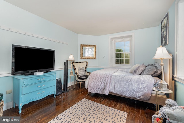 1554 Williams Grove Rd, Mechanicsburg, PA 17055 - bedroom featuring hardwood / wood-style flooring