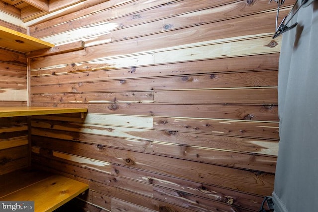 121 S Central St, Broadway, VA 22815 - relaxing sauna with wooden walls
