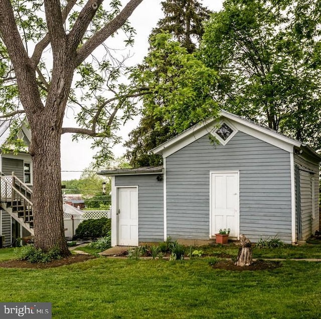 121 S Central St, Broadway, VA 22815 - view of outbuilding featuring an outbuilding