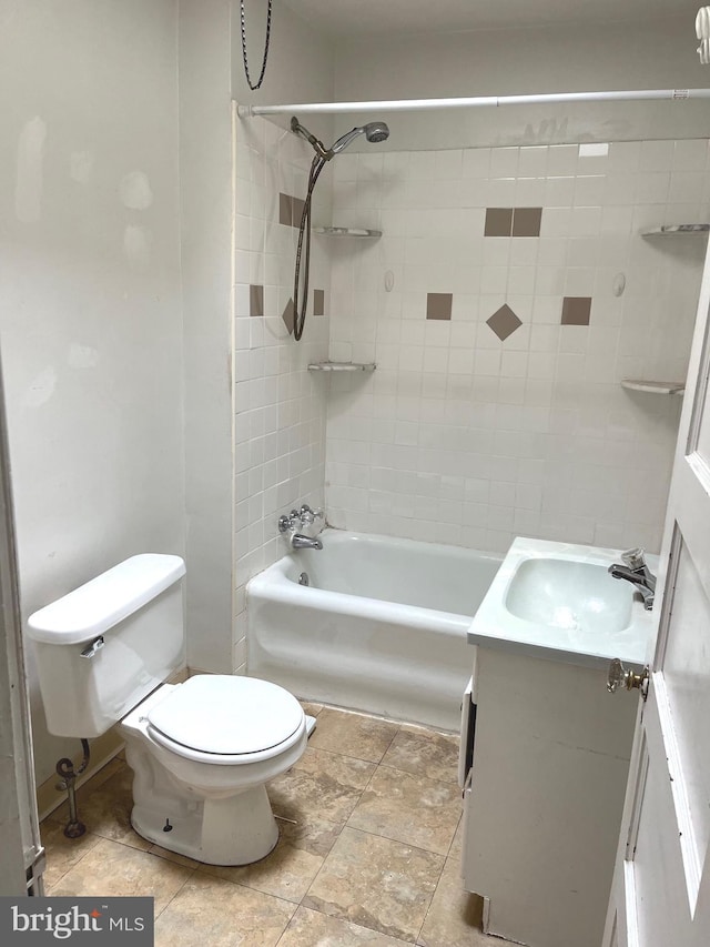 6709 N Lawrence St, Philadelphia, PA 19126 - bathroom with toilet, vanity, and bathtub / shower combination