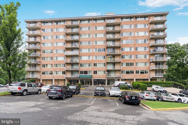 4520 King St Unit 609, Alexandria, VA 22302 - view of apartment building / complex featuring uncovered parking