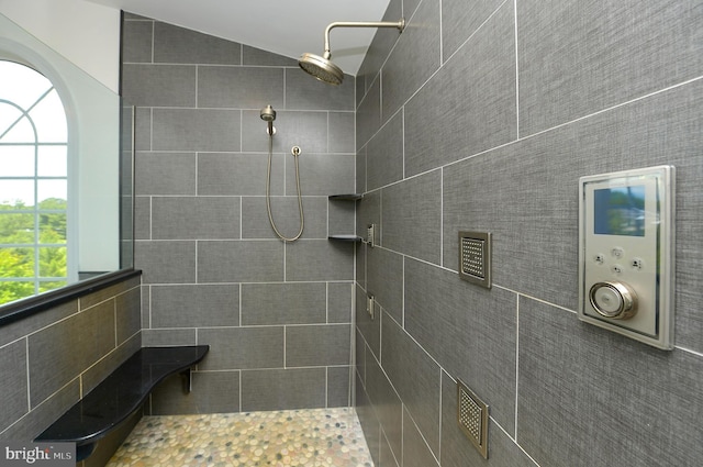 6 Applewood Ct, Hainesport, NJ 08036 - full bath with tiled shower