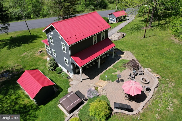 aerial view of property and surrounding area