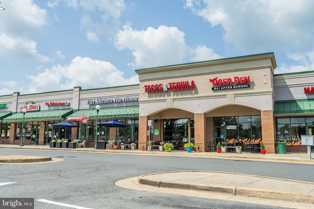 20683 Waterfall Branch Ter, Sterling, VA 20165 - view of commercial property