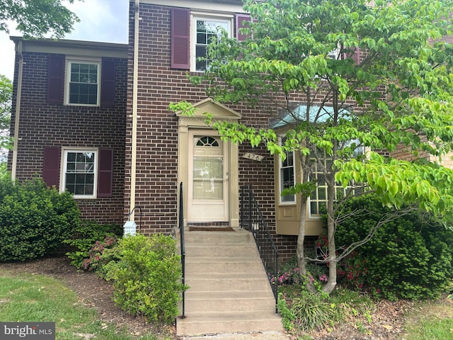 476 Colonial Ridge Ln, Arnold, MD 21012 - view of front facade featuring brick siding