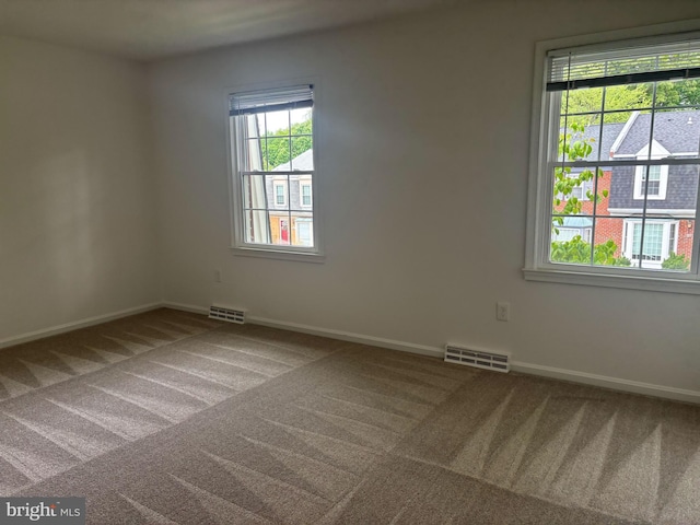 476 Colonial Ridge Ln, Arnold, MD 21012 - unfurnished room featuring carpet, plenty of natural light, and baseboards