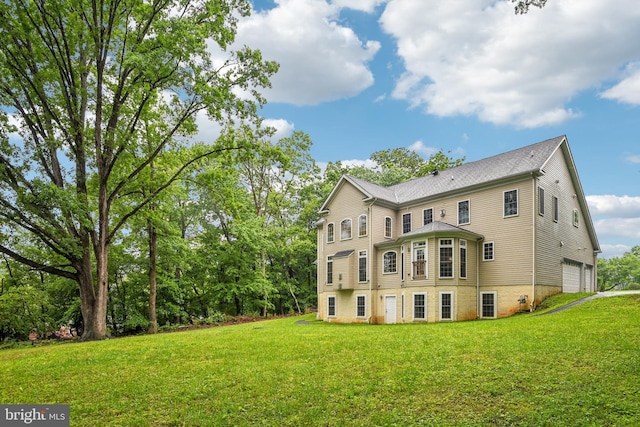 13330 Darnestown Rd, Darnestown, MD 20878 - rear view of property featuring an attached garage and a lawn