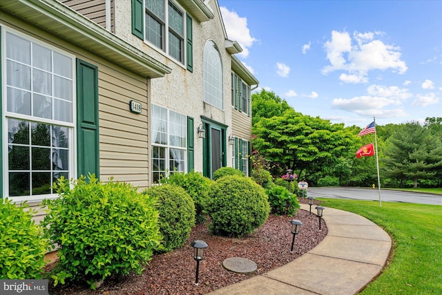 1418 Deer Meadow Ln, Garnet Valley, PA 19060 - view of side of home featuring a yard