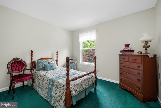1418 Deer Meadow Ln, Garnet Valley, PA 19060 - carpeted bedroom with baseboards