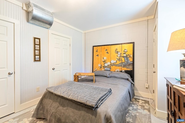 686 Snow Mountain Rd, Stanardsville, VA 22973 - bedroom featuring crown molding