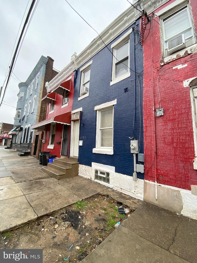 2137 W Toronto St, Philadelphia, PA 19132 - view of side of home with brick siding