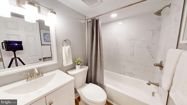 724 Overbrook Rd, Baltimore, MD 21212 - bathroom with shower / bath combination with curtain, toilet, vanity, and recessed lighting
