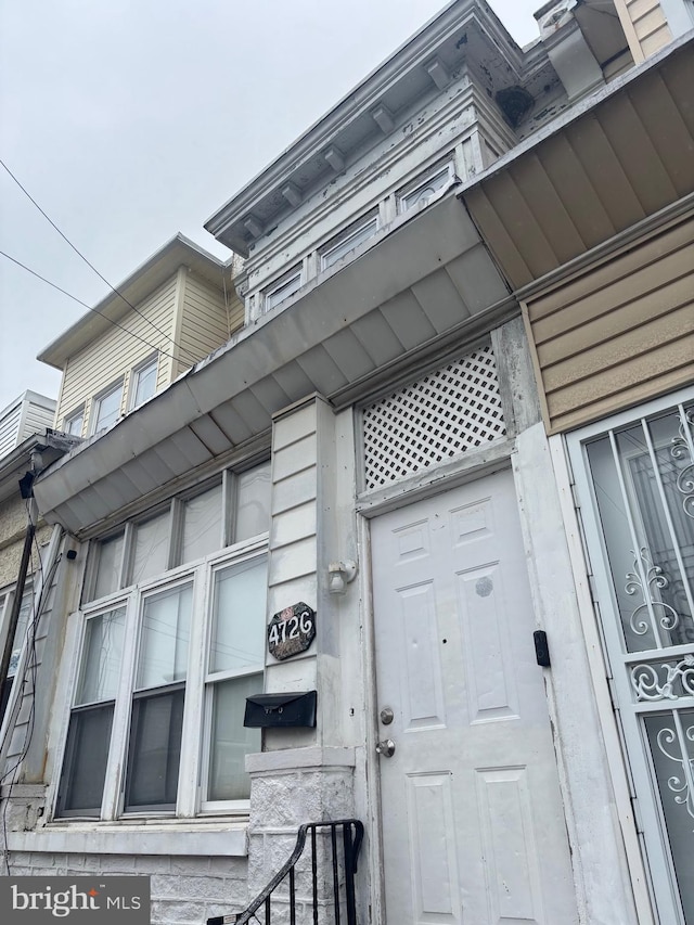 4726 N 2nd St, Philadelphia, PA 19120 - view of entrance to property