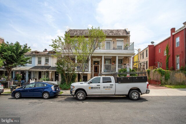 1030 Fairmont St NW Unit T2, Washington, DC 20001 - multi unit property featuring a balcony