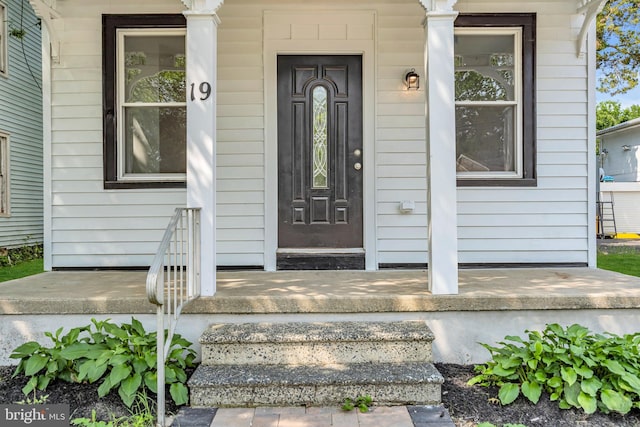 19 E Main St, Salem, NJ 08079 - view of exterior entry with covered porch