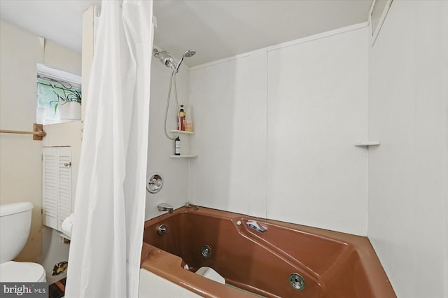 full bath with toilet and a combined bath / shower with jetted tub