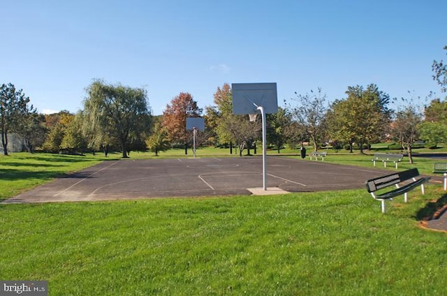 33 Laurel Cir, Newtown, PA 18940 - view of basketball court featuring a yard and community basketball court