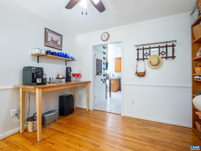 3919 Ruritan Lake Rd, Palmyra, VA 22963 - living area featuring light wood-style floors, crown molding, ceiling fan, and baseboards