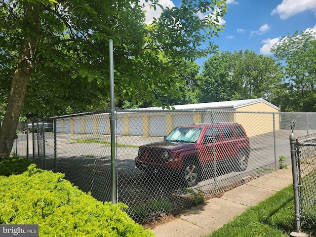841 Highland Ave, Lancaster, PA 17603 - view of car parking with fence and view of scattered trees