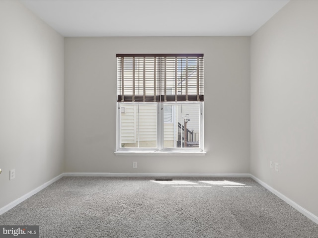 17494 Lethridge Cir, Round Hill, VA 20141 - carpeted empty room featuring baseboards