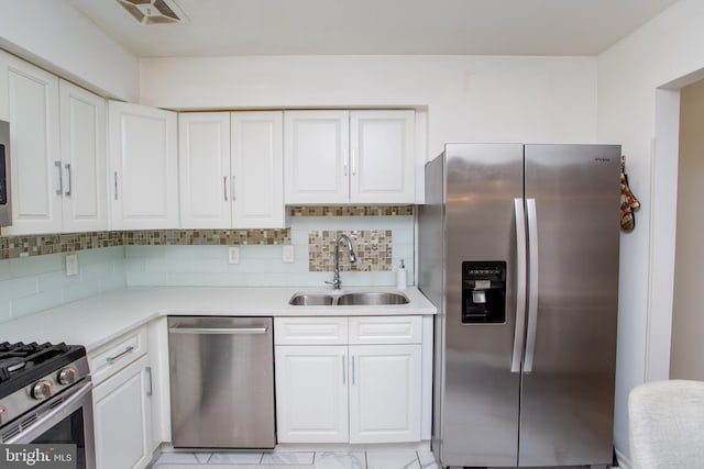 48 Bonnie Gellman Ct Unit B48, Philadelphia, PA 19114 - kitchen featuring appliances with stainless steel finishes, a sink, white cabinets, and light countertops