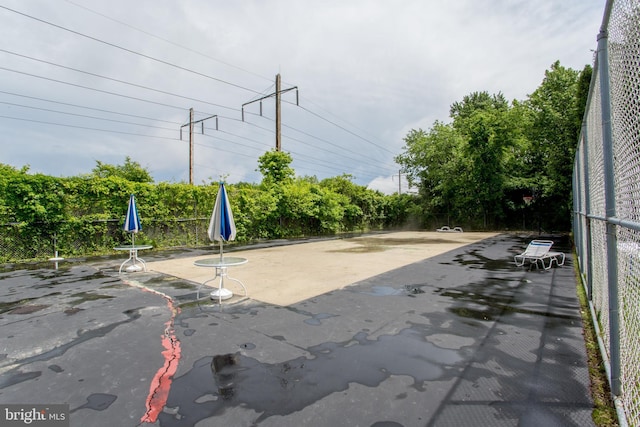 48 Bonnie Gellman Ct Unit B48, Philadelphia, PA 19114 - view of patio / terrace