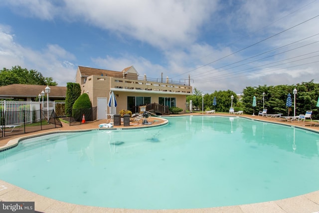 48 Bonnie Gellman Ct Unit B48, Philadelphia, PA 19114 - view of community pool