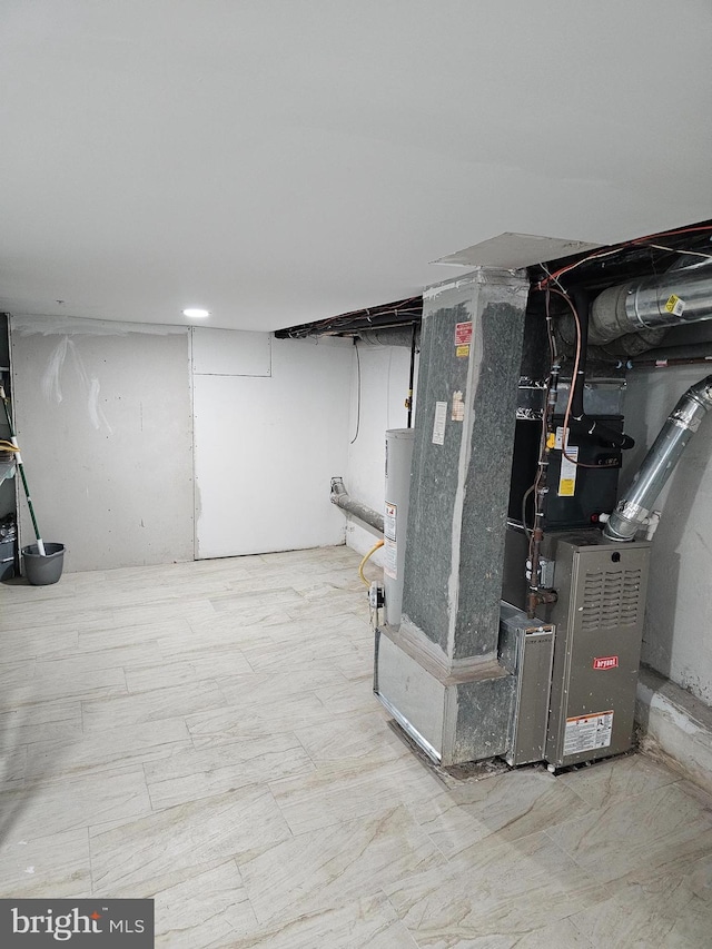 3173 Salmon St, Philadelphia, PA 19134 - utilities with water heater and heating unit