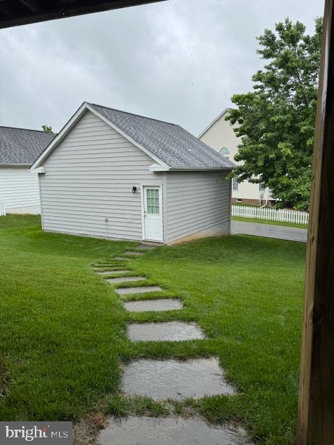 12318 Cherry Branch Dr, Clarksburg, MD 20871 - view of side of property featuring a shingled roof