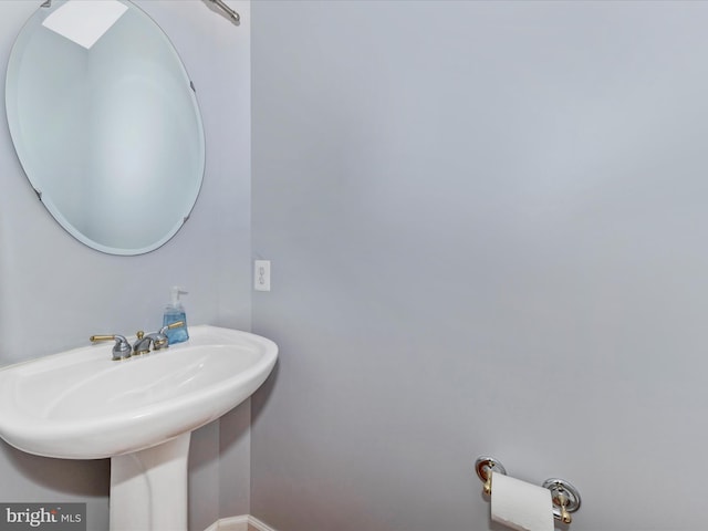 12318 Cherry Branch Dr, Clarksburg, MD 20871 - bathroom with baseboards and a sink