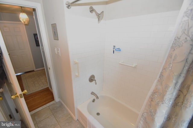 10 Casimir Ct, New Castle, DE 19720 - full bath with tile patterned floors, shower / bathtub combination with curtain, and baseboards