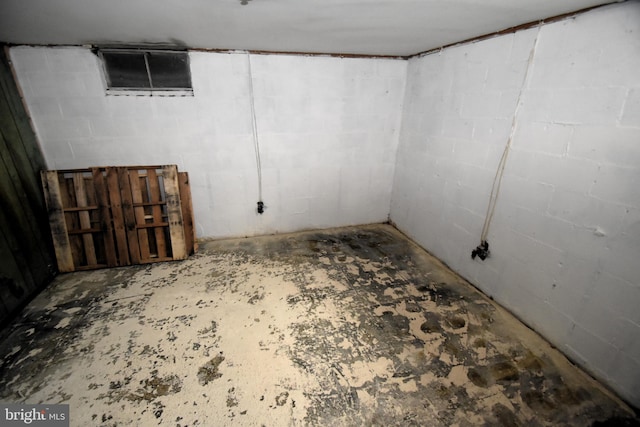 10 Casimir Ct, New Castle, DE 19720 - unfinished below grade area with concrete block wall
