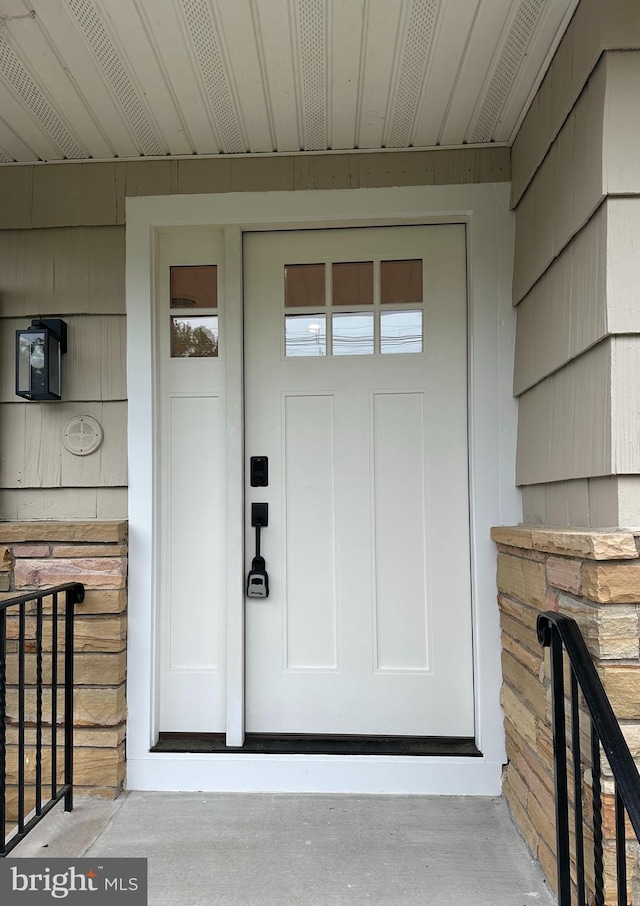 view of property entrance