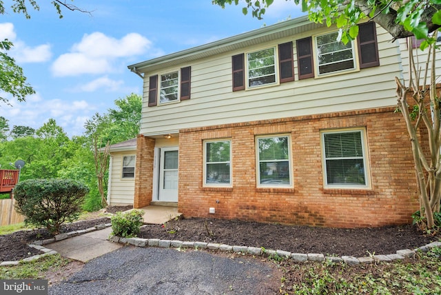 513 Tavenner Ct, Sterling, VA 20164 - view of front of house with brick siding