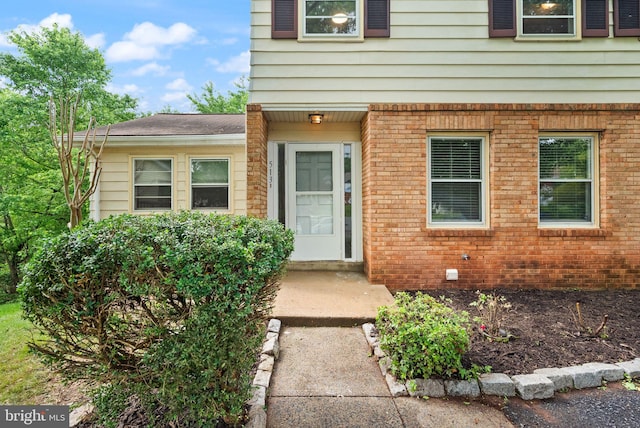 513 Tavenner Ct, Sterling, VA 20164 - entrance to property with brick siding