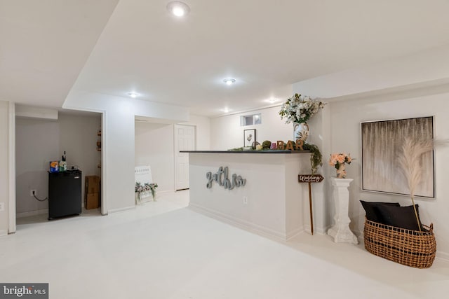 7814 Abbey Oaks Ct, Manassas, VA 20112 - bar with recessed lighting and baseboards