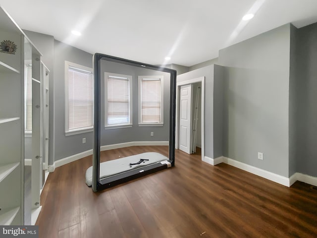 2059 E Atlantic St, Philadelphia, PA 19134 - workout area featuring wood finished floors and baseboards