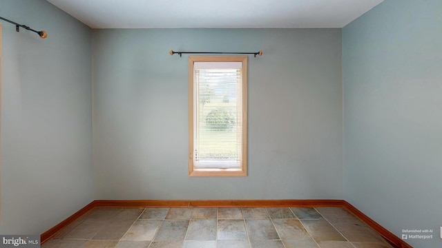 955 Lucabaugh Mill Rd, Westminster, MD 21157 - empty room with baseboards