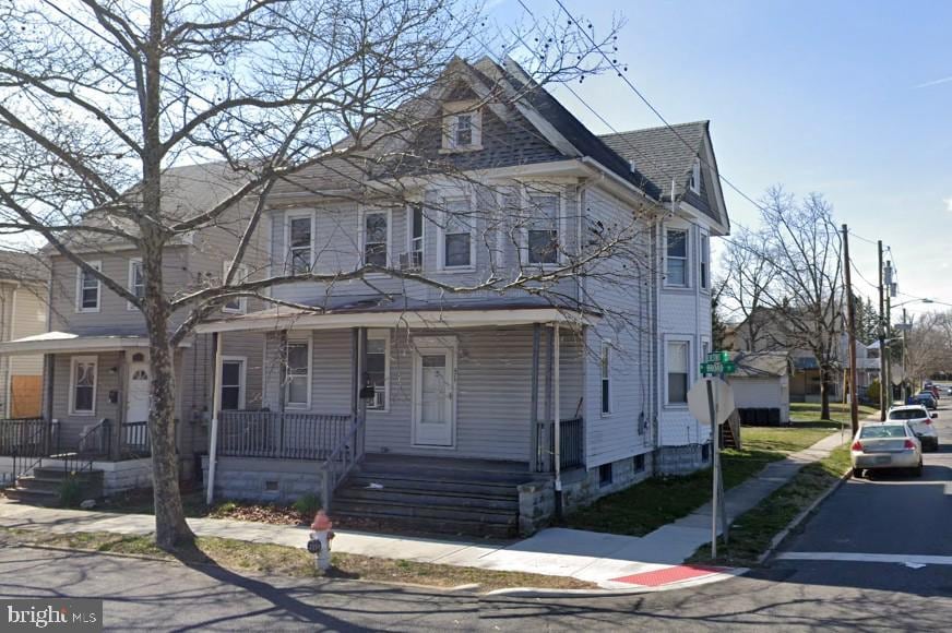 675 N Broad St, Woodbury, NJ 08096 - victorian-style house with covered porch