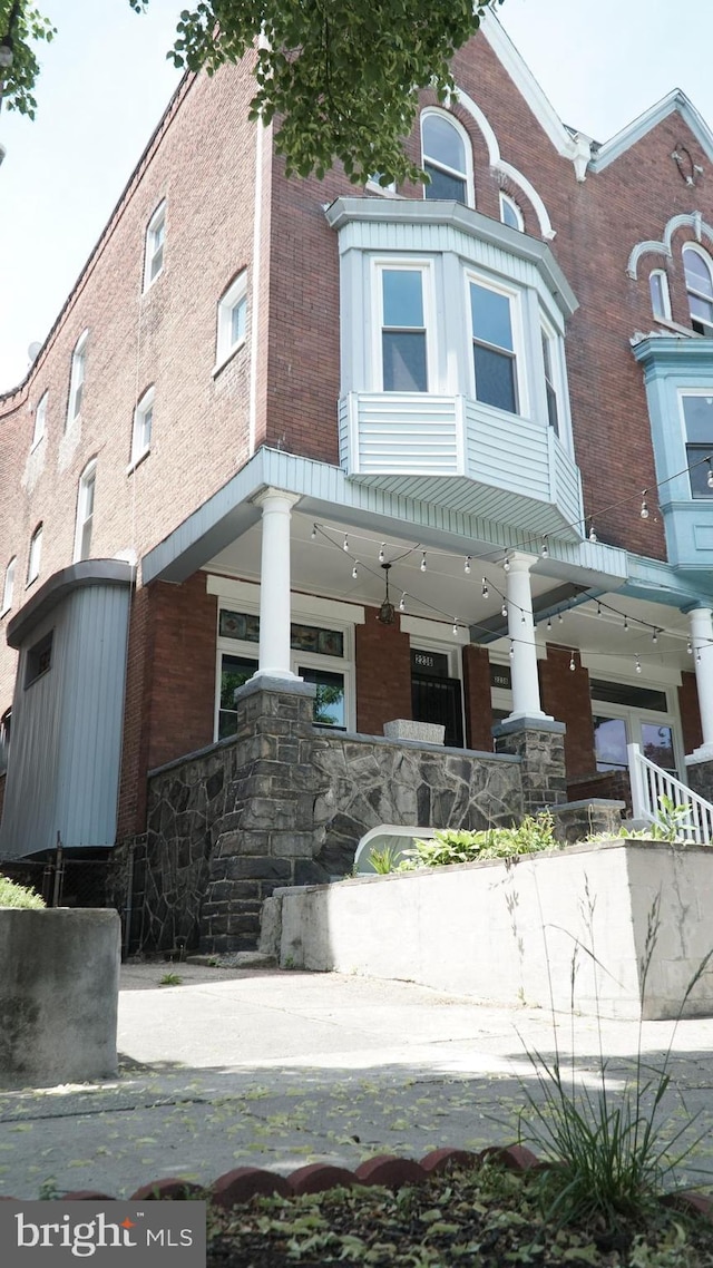 2236 Linden Ave, Baltimore, MD 21217 - view of front facade featuring brick siding