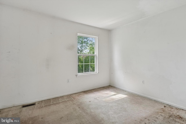 7 Gazelle Pl, New Castle, DE 19720 - empty room with carpet and baseboards