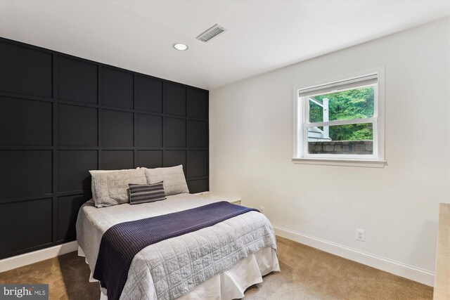 11476 Bronzedale Dr, Oakton, VA 22124 - bedroom with light colored carpet, baseboards, and recessed lighting