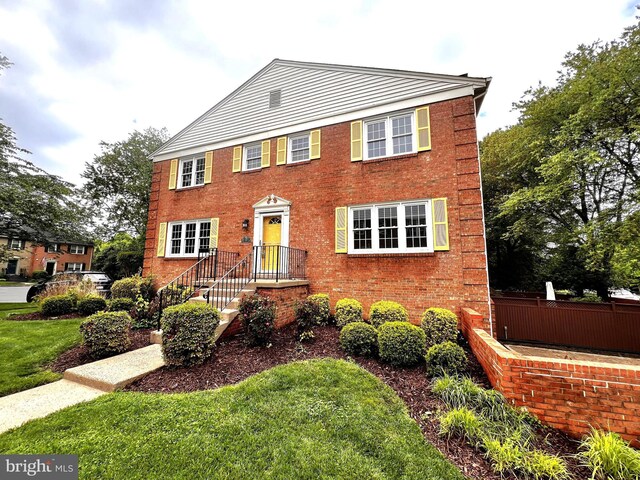 6572 Flagmaker Ct, Falls Church, VA 22042 - colonial home with brick siding